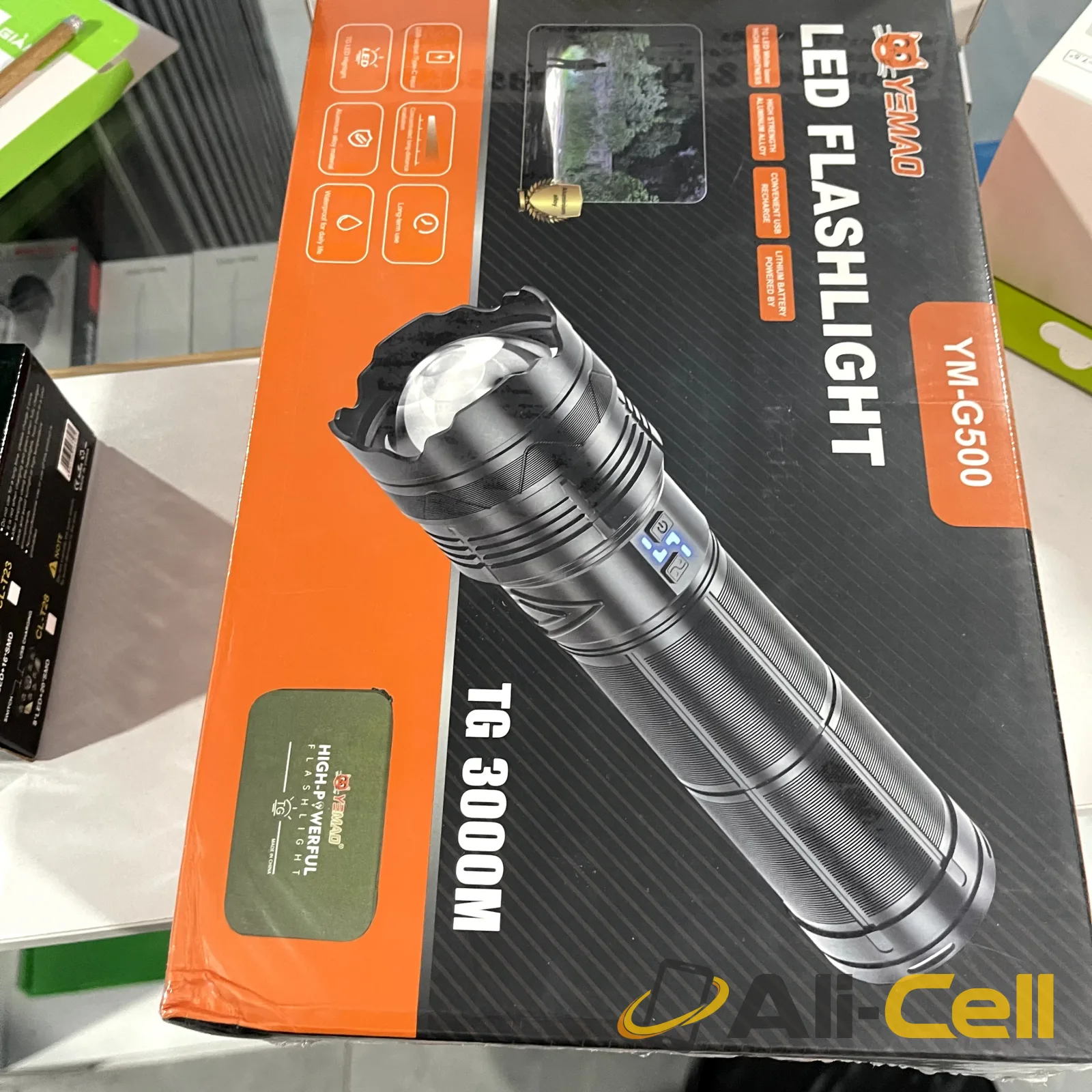 LED Flashlight TG 3000M Lumens 18h — 3