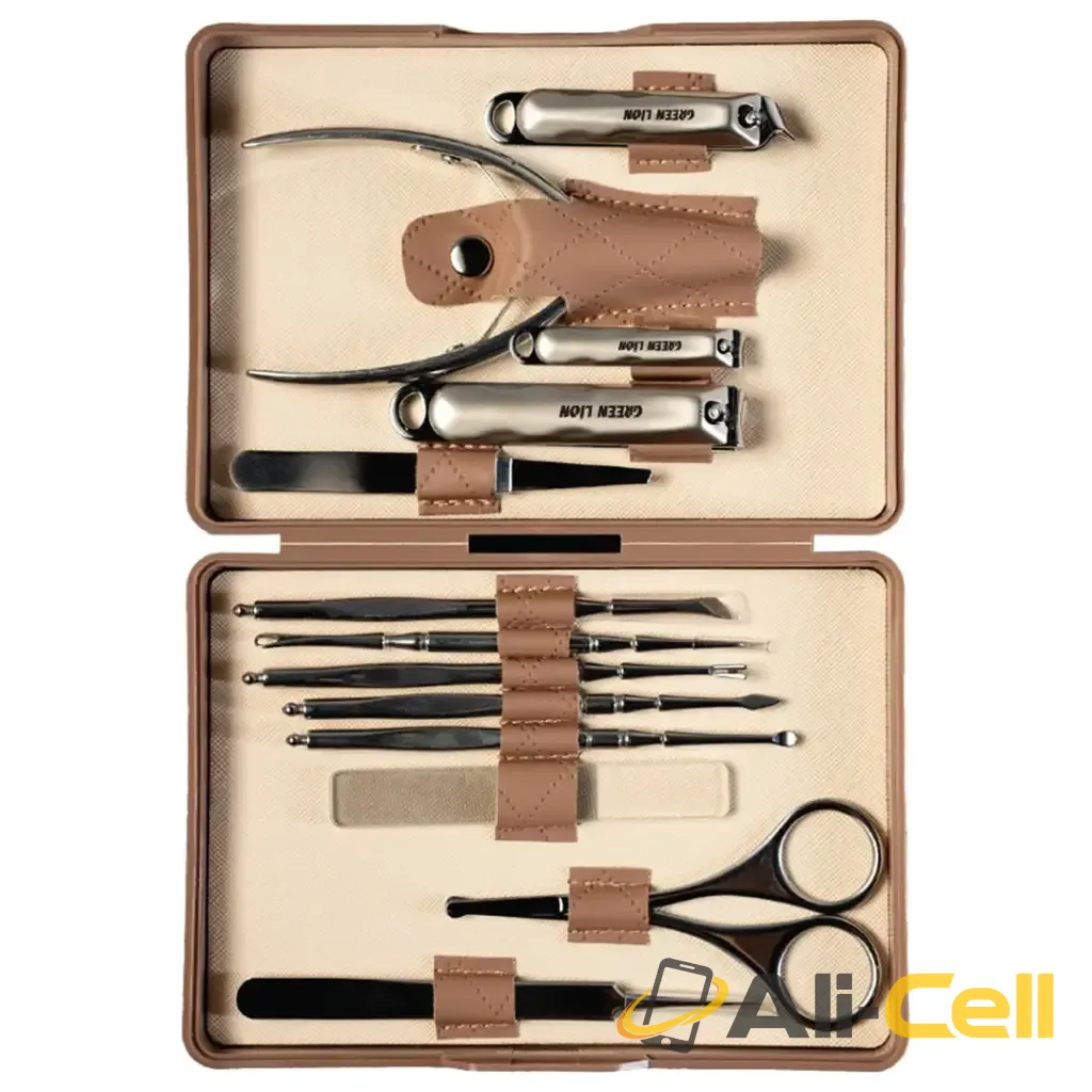 Green Lion 13-In-1 Manicure Kit - Brown
